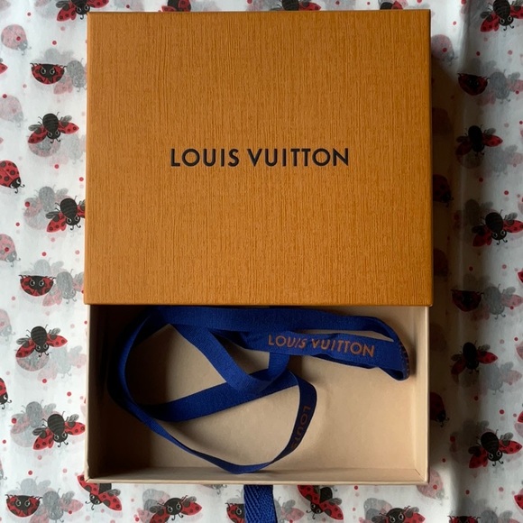 🦋 LOUIS VUITTON BOX 🦋 NWOT 🦋 - Picture 9 of 16